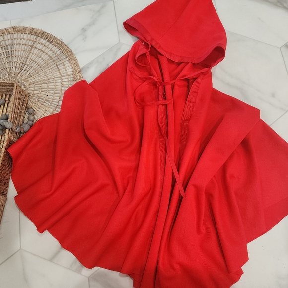 Girls- costume- custome madeLittle red riding hood cape- one size - Picture 5 of 7